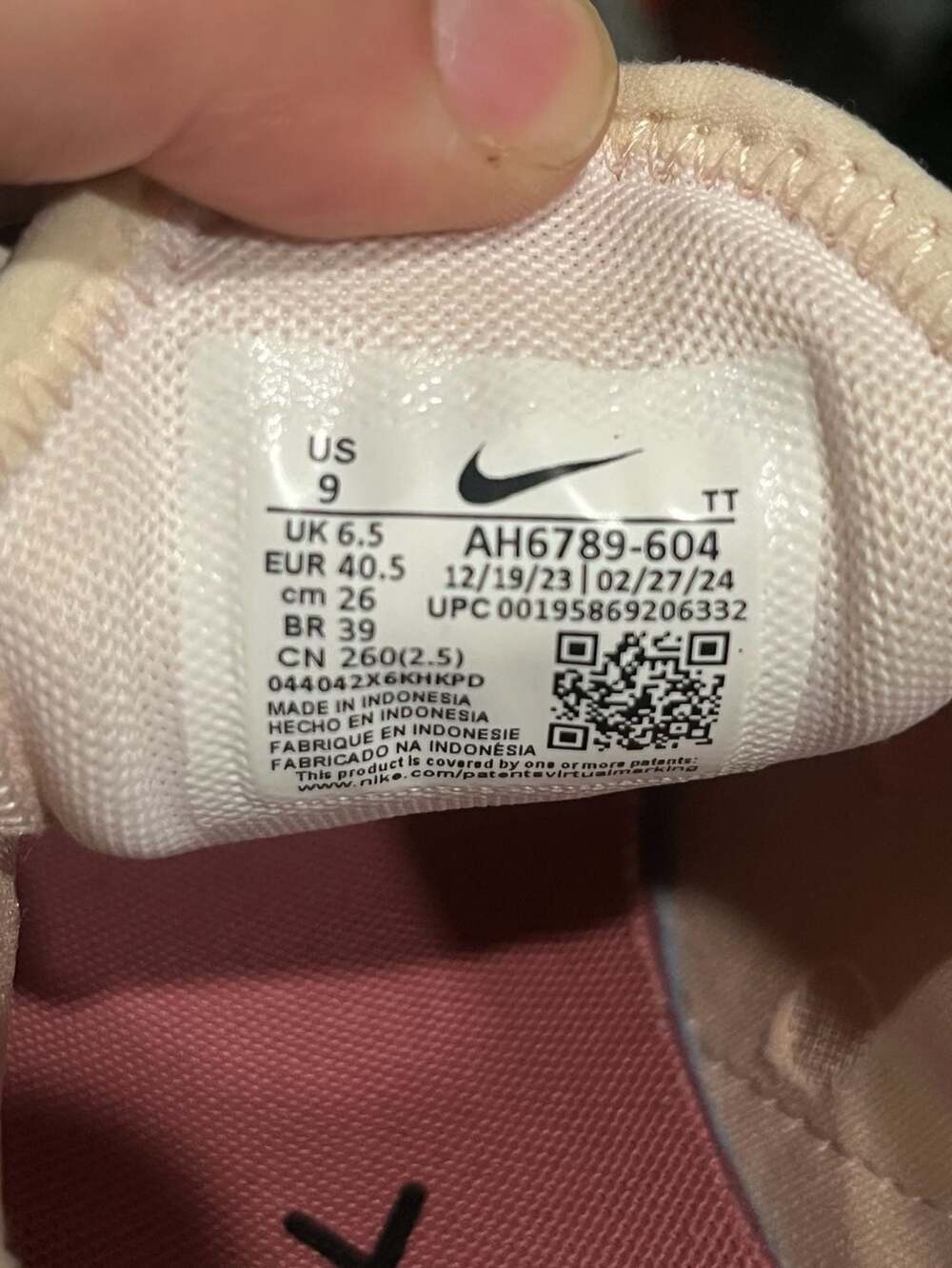 Nike Women's Air Max 270 Light Soft Pink/Black Sneakers AH6789-604 - Picture 8 of 8